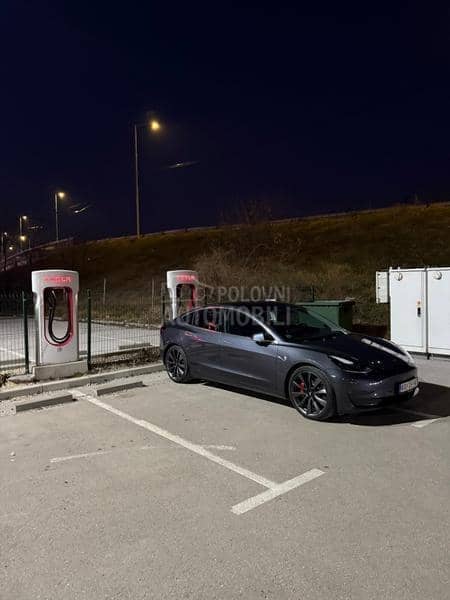 Tesla Model 3 Performance 513