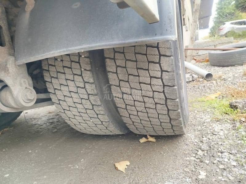 Renault MIDLUM 300.18