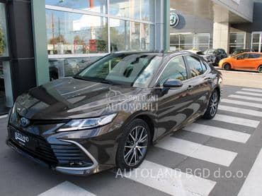 Toyota Camry 2.5 HYBRID AUT