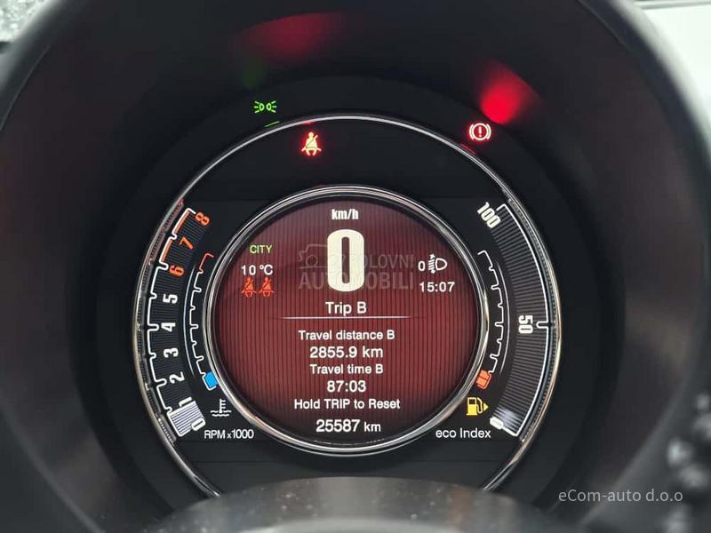 Fiat 500 1.0 Hybrid RED