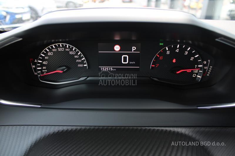 Peugeot 2008 1.5 HDI AUT