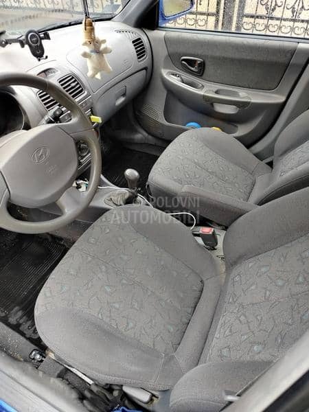Hyundai Accent 