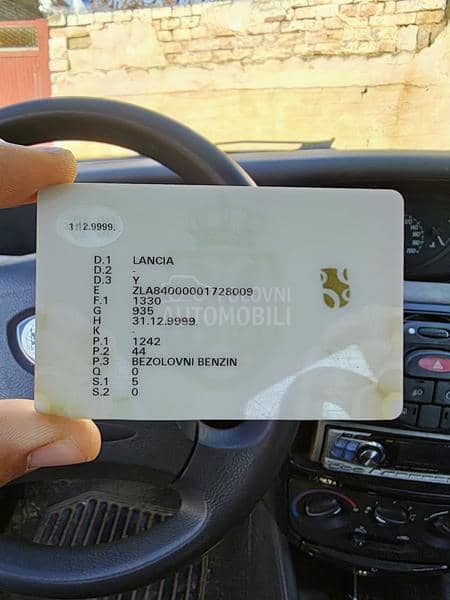 Lancia Ypsilon 
