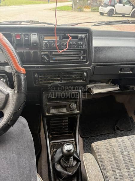 Volkswagen Golf 2 1.6 b pl