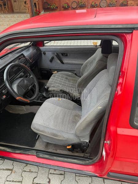 Volkswagen Golf 2 1.6 b pl