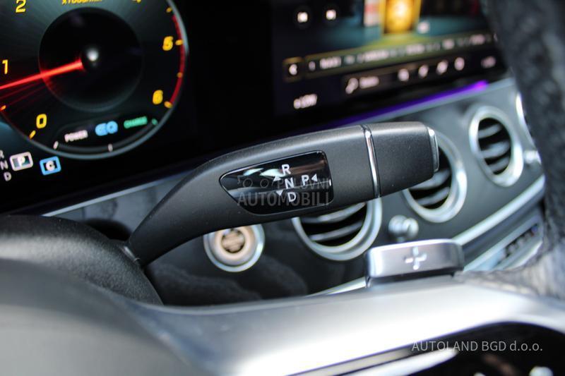 Mercedes Benz E 220 Hybrid 4 MATIC