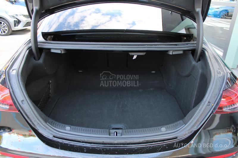 Mercedes Benz E 220 Hybrid 4 MATIC