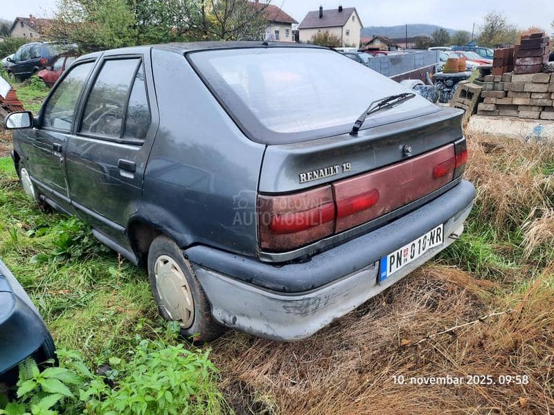 Renault R 19 1.4 i