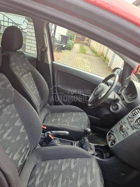 Opel Corsa D 