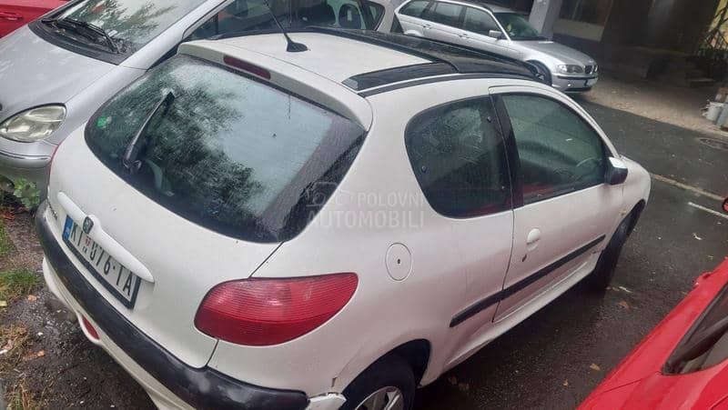 Peugeot 206 