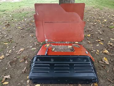 pregrada za Renault Kangoo