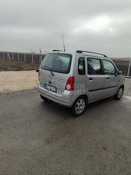 Opel Agila 