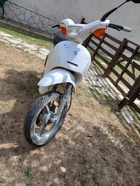 Piaggio free