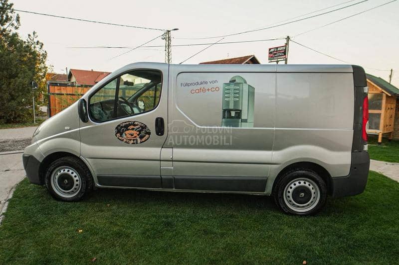 Renault Trafic 