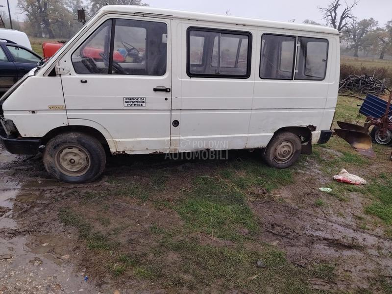 Renault Trafic hajnanakwkw