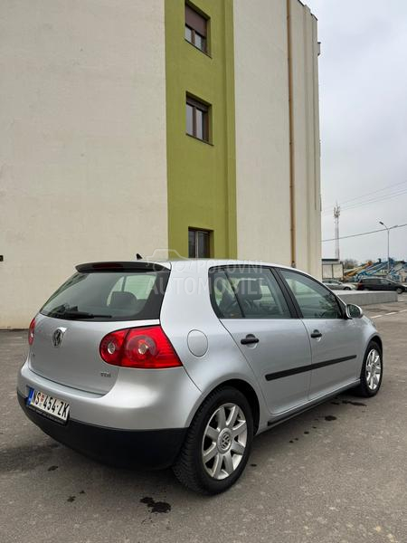 Volkswagen Golf 5 