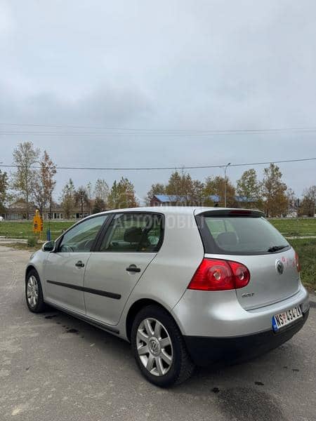 Volkswagen Golf 5 