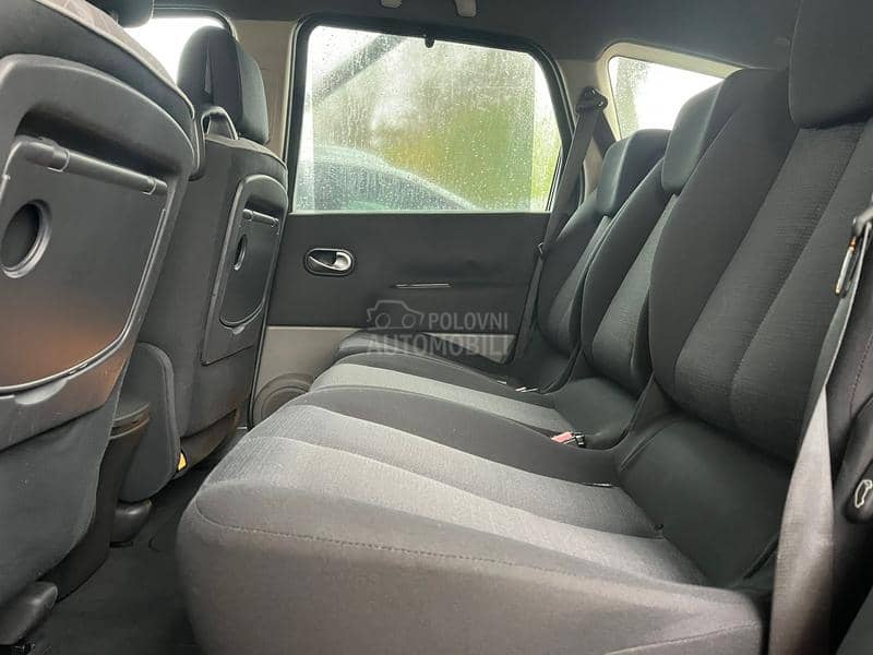 Renault Grand Scenic 7 S.E.D.I.S.T.A