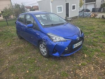 Toyota Yaris 1.5 hibrid 100h