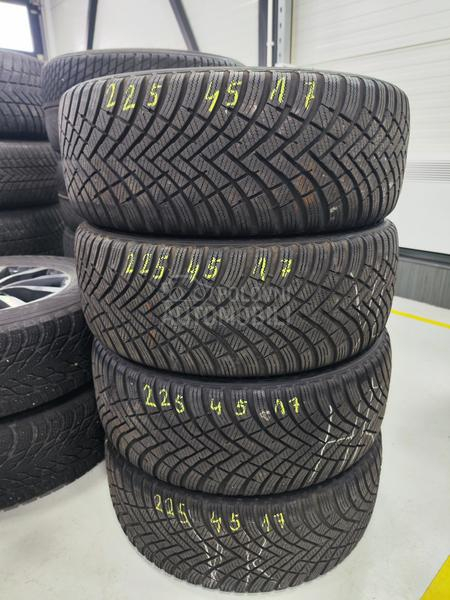 Hankook 225/45 R17 Zimska