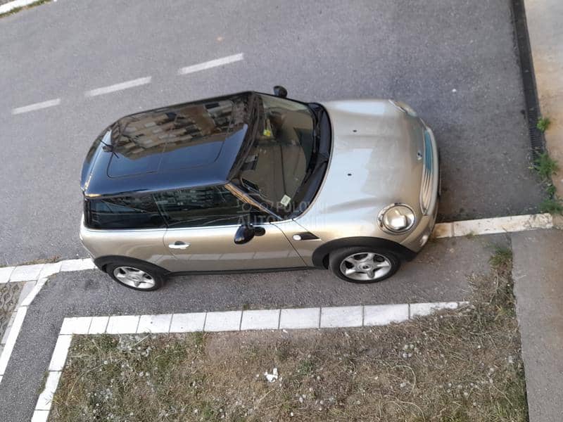 MINI Cooper 1.6 AM