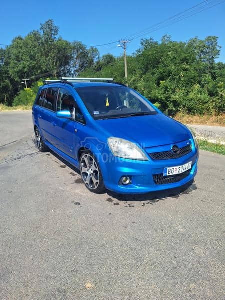 Opel Zafira OPC