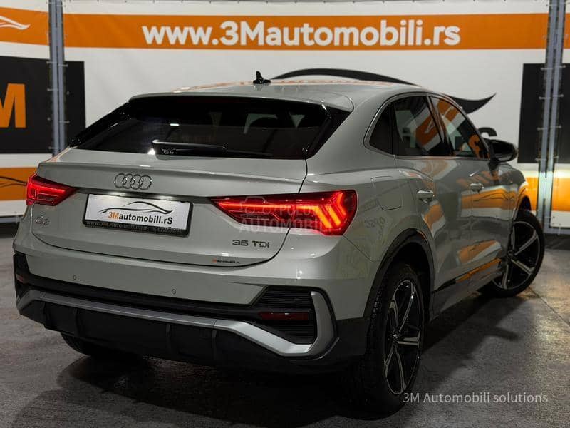 Audi Q3 2.0D/S-LINE/MATRIX