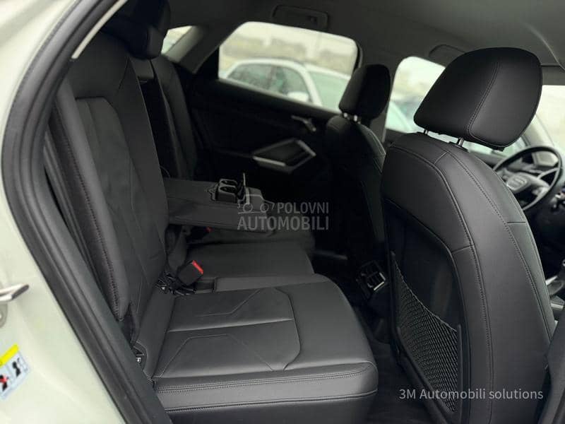 Audi Q3 2.0D/S-LINE/MATRIX