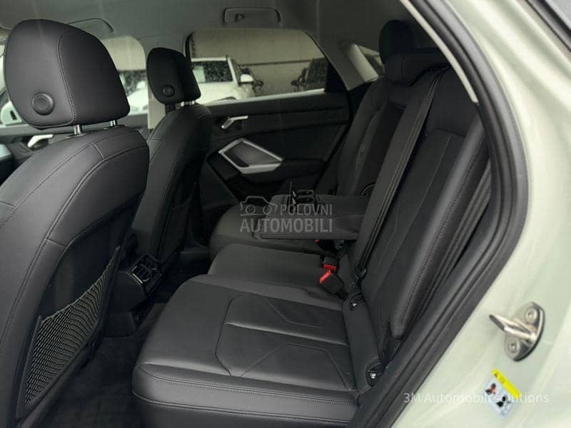 Audi Q3 2.0D/S-LINE/MATRIX