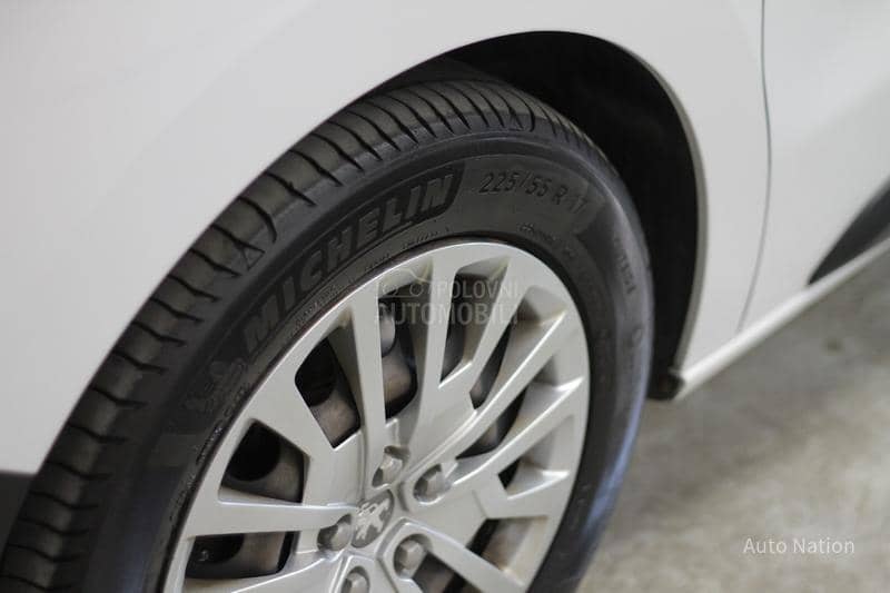 Peugeot Expert Combi L3 9s 2.0 AT