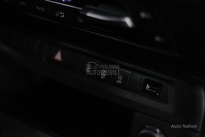 Peugeot Expert Combi L3 9s 2.0 AT