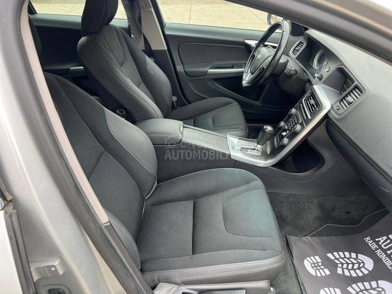 Volvo V60 2.0d D3