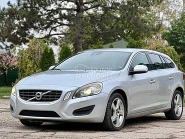 Volvo V60 2.0d D3