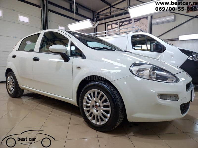 Fiat Grande Punto 4 Sedista N1