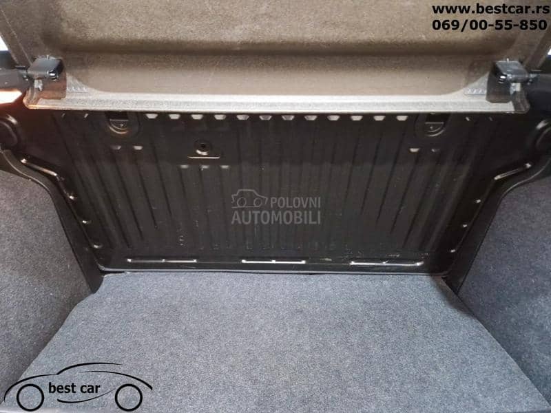 Fiat Grande Punto 4 Sedista N1