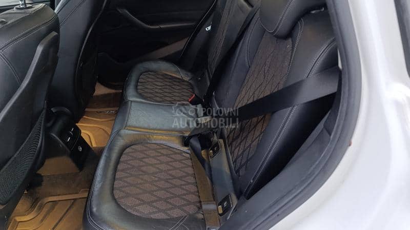 BMW X1 2.0d Aut 4x4 X line