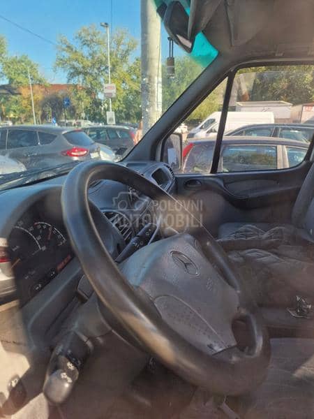 Mercedes Benz Sprinter 