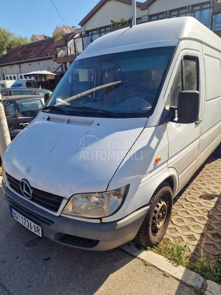 Mercedes Benz Sprinter 
