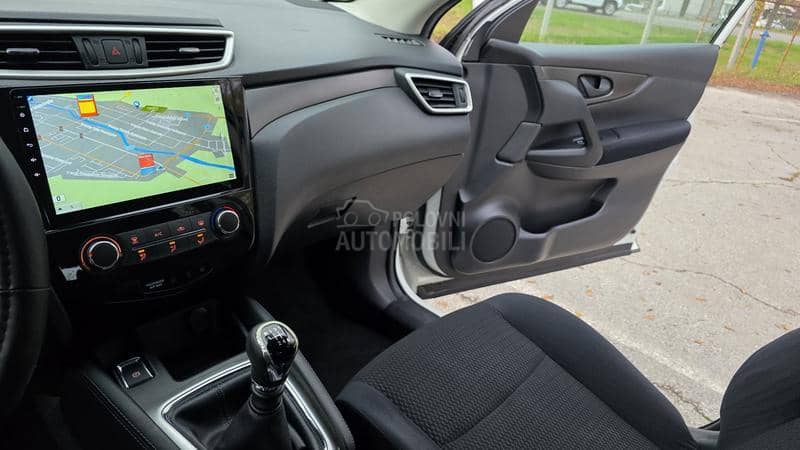 Nissan Qashqai 1,5Dci LED/NAV/PERLA