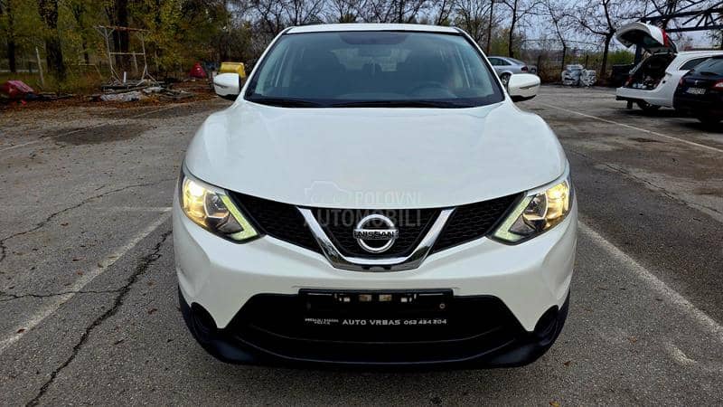 Nissan Qashqai 1,5Dci LED/NAV/PERLA