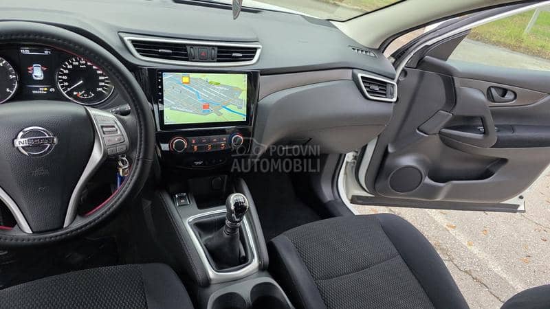 Nissan Qashqai 1,5Dci LED/NAV/PERLA