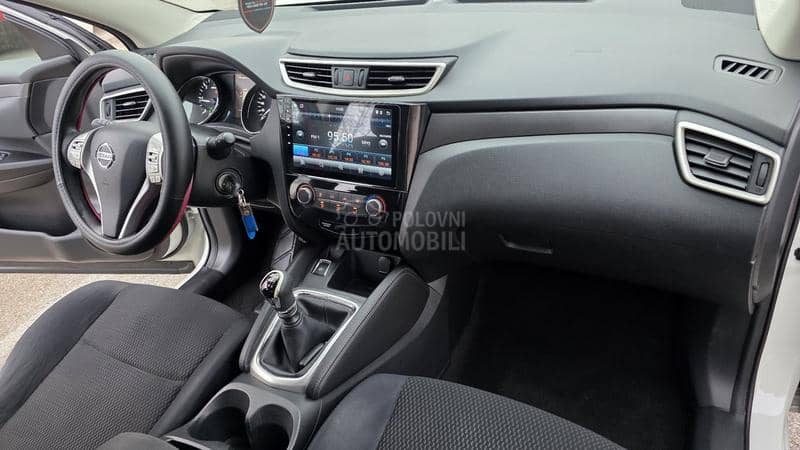 Nissan Qashqai 1,5Dci LED/NAV/PERLA