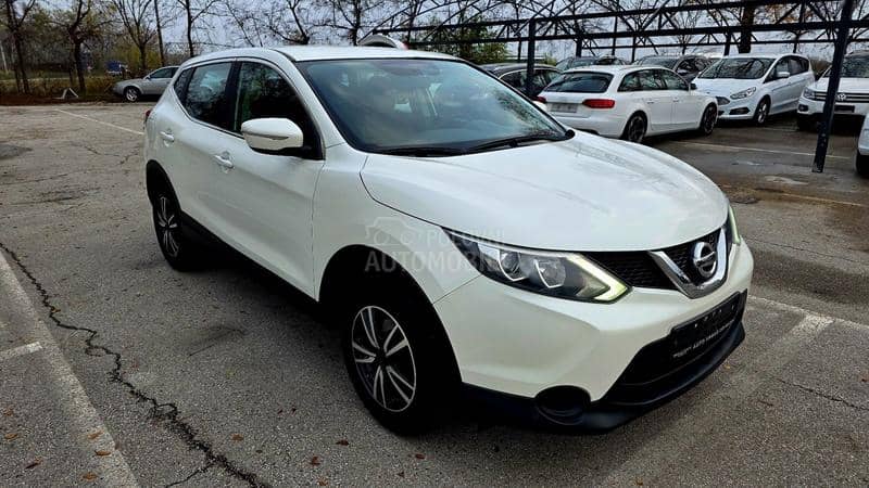 Nissan Qashqai 1,5Dci LED/NAV/PERLA