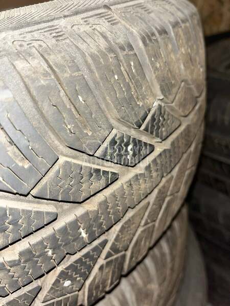 Semperit 185/65 R15 Zimska