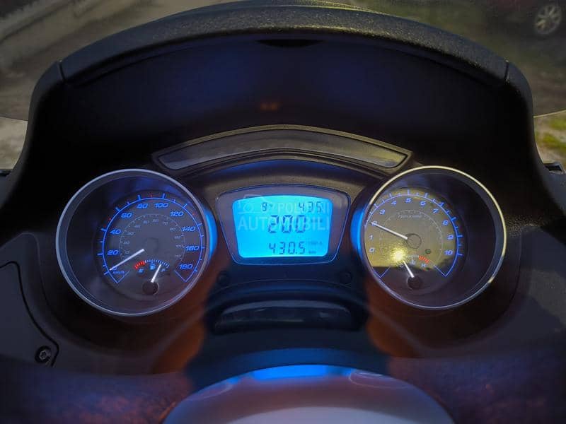 Piaggio Mp3 300i B kat