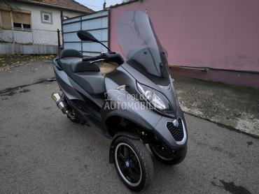 Piaggio Mp3 300i B kat