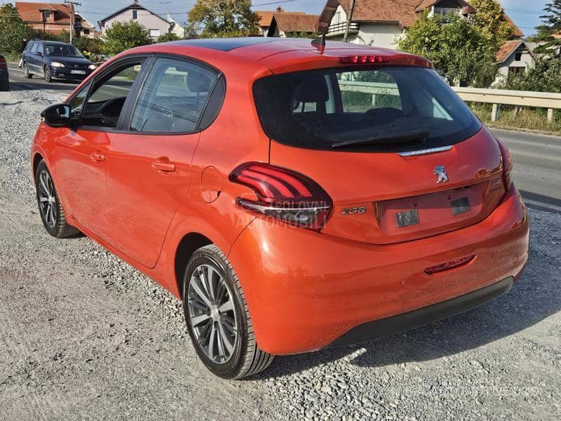 Peugeot 208 1.2 Style