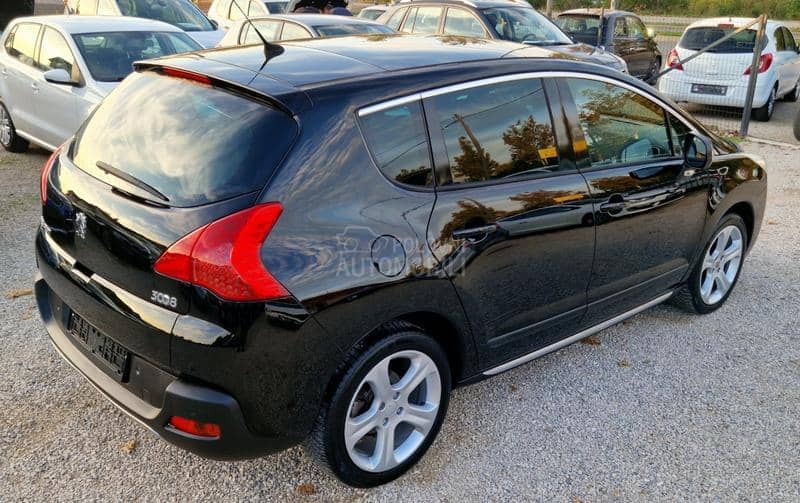 Peugeot 3008 1.6HD ALLURE