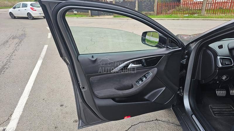 Infiniti Q30 2.2d Premium Autom