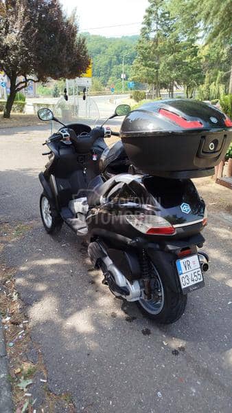 Piaggio mp3 400 lt B.kategorija